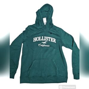 NWT Hollister Medium Dark green sweatshirt